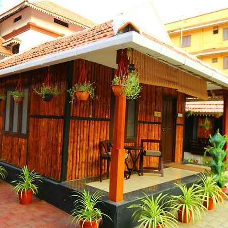 Guruvayur Heritage By Nexstay Buitenkant foto